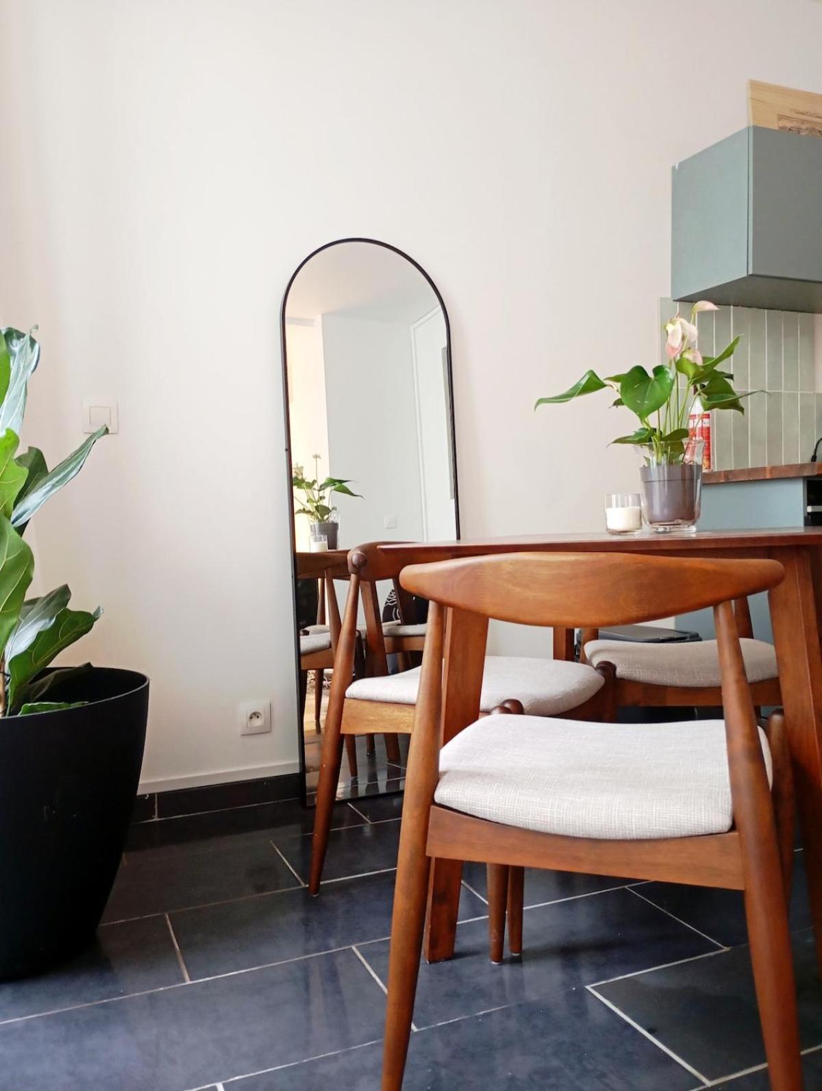 Appartement Cocon Convivial A Mommartre Parijs
